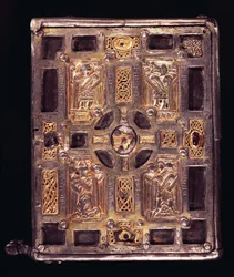 Santuario de libros o Cumdach de Molaise, c.1001-25